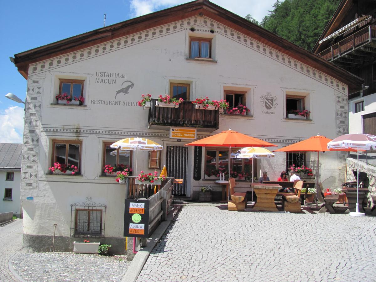 Ferienwohnung Caviezel Tschlin Buitenkant foto